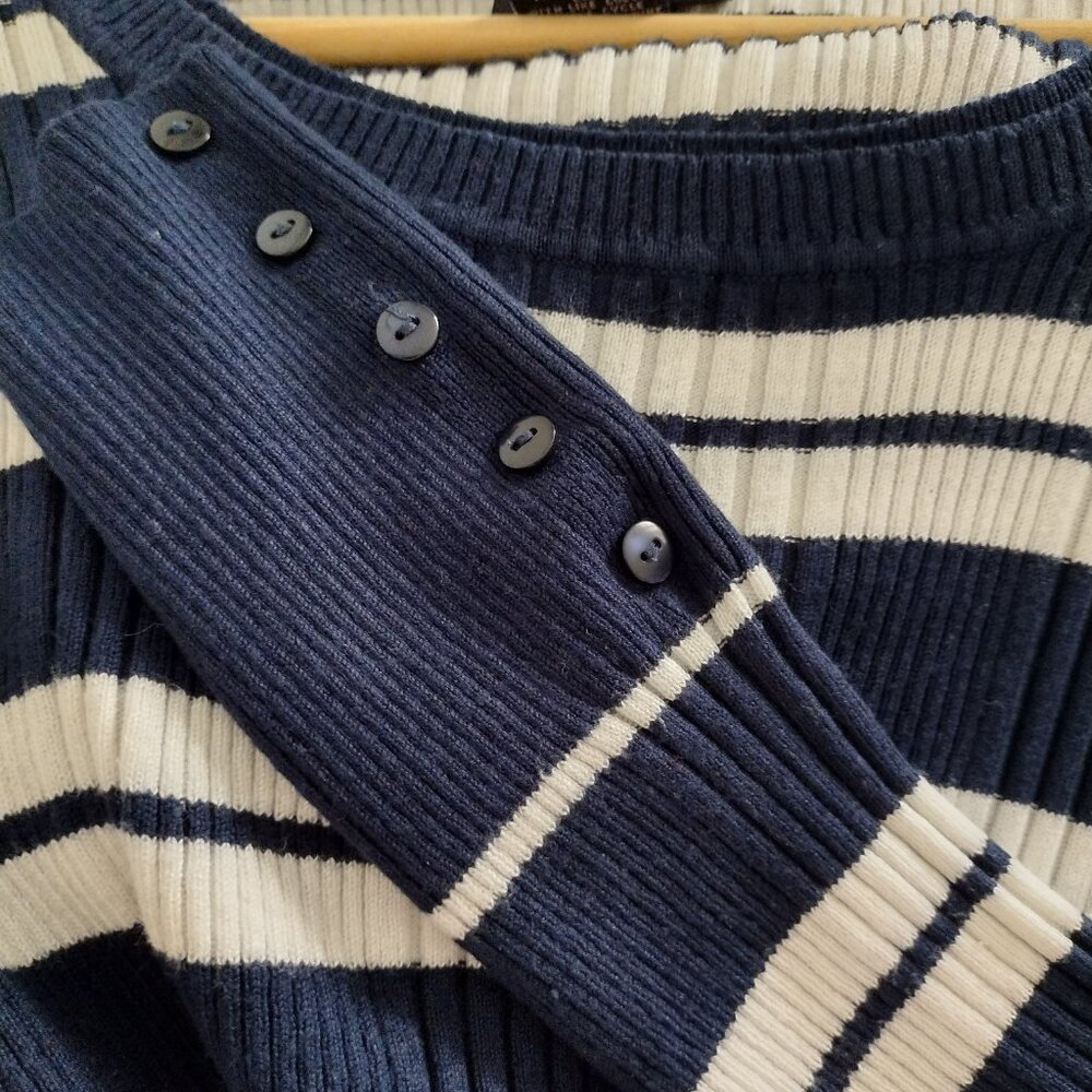 Hooked Up by IOI XL Navy White Striped Ribbed Knit Sweater NWOT Long Sleeve Top - Picture 5 of 8